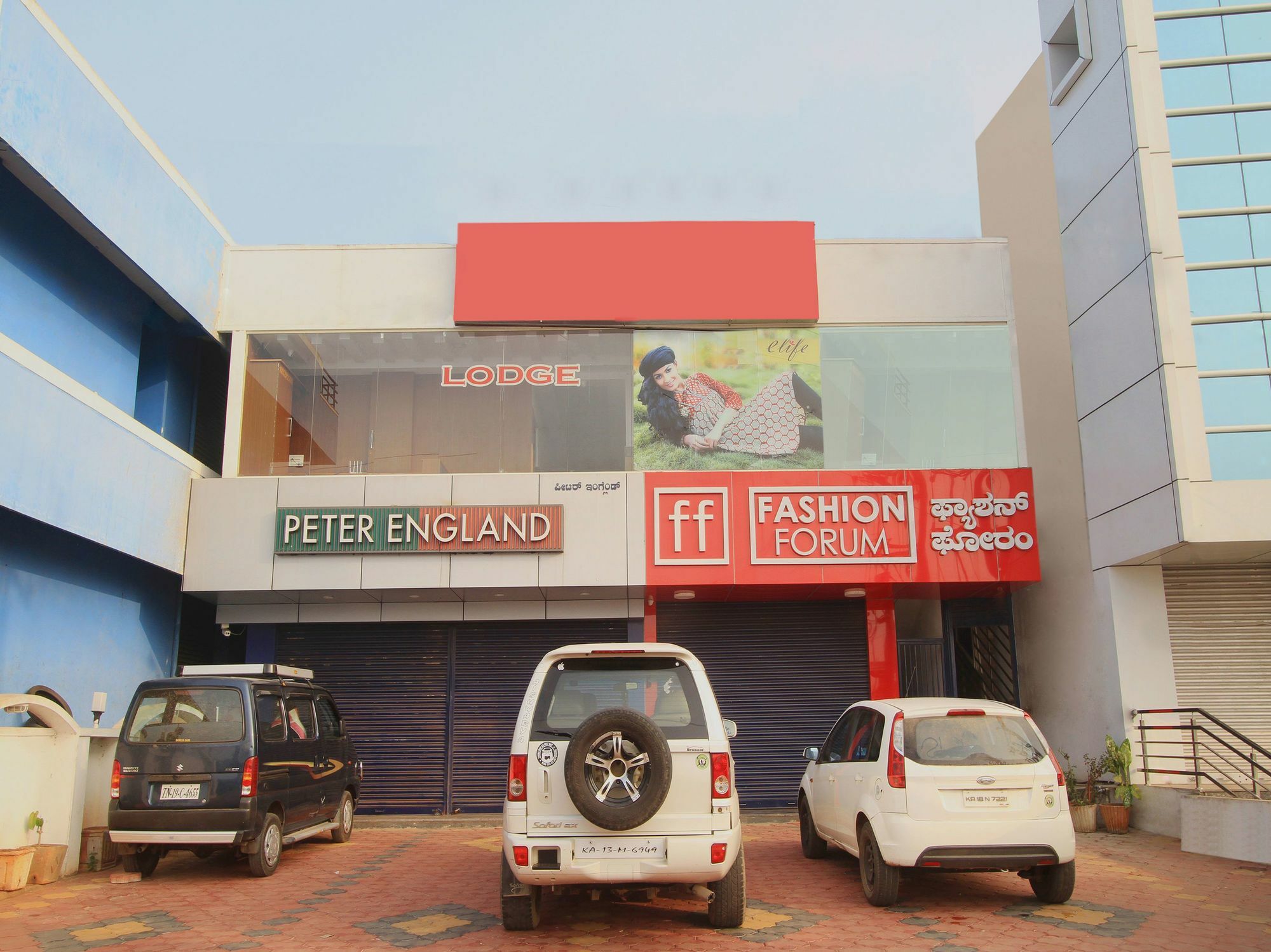 Lee Comfort Kushālnagar Εξωτερικό φωτογραφία